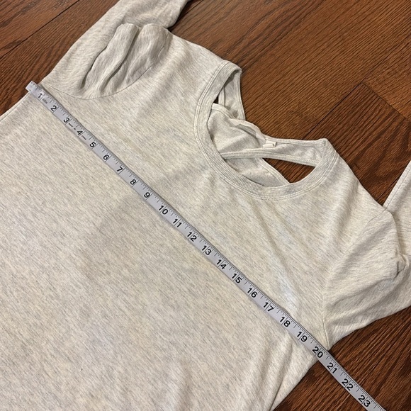 ATHLETA women’s super soft open modal back leisure top long sleeve light gray M - Picture 9 of 10